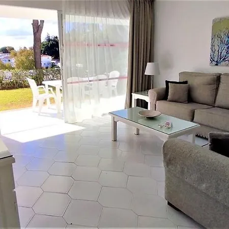 Quiet 2 Bedroom Apartment-sleeps Up To 6 米哈斯