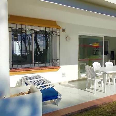 Quiet 2 Bedroom Apartment-sleeps Up To 6 Mijas